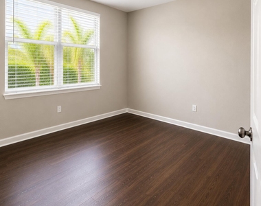 4404 Sw 160th Avenue - Photo Thumbnail 17