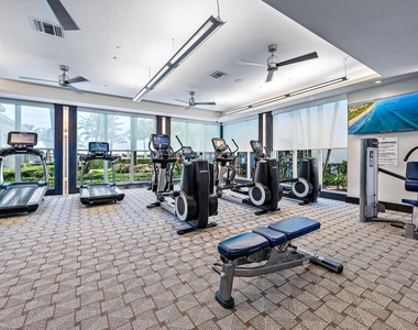 1 Water Club Way - Photo Thumbnail 32