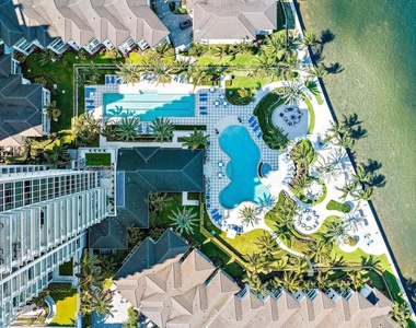 1 Water Club Way - Photo Thumbnail 35