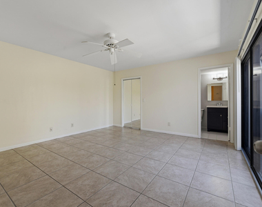 3852 Jefferson Street - Photo Thumbnail 16