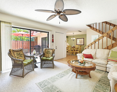 825 Center Street - Photo Thumbnail 5