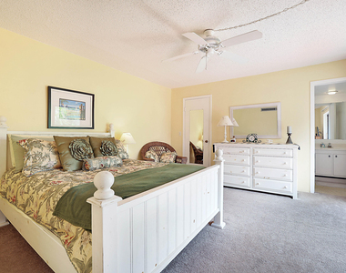 825 Center Street - Photo Thumbnail 18