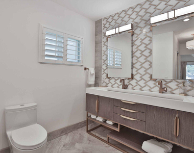 713 Forsyth Street - Photo Thumbnail 21