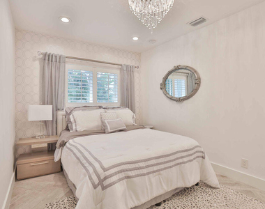 713 Forsyth Street - Photo Thumbnail 26