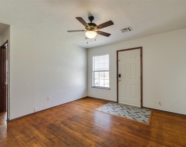 1133 Stubbeman Avenue - Photo Thumbnail 5