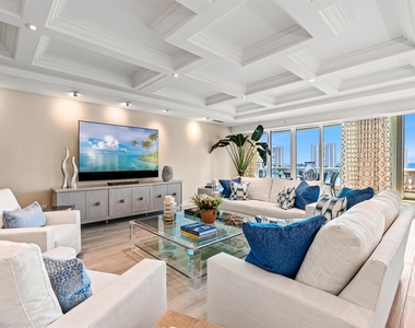 500 Se 5th Avenue - Photo Thumbnail 1