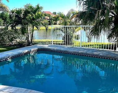 9590 Islamorada Terrace - Photo Thumbnail 2