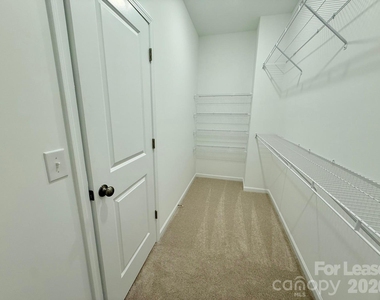5555 Wolfpack Alley - Photo Thumbnail 21
