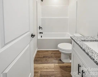 259/261 Vanderbilt Road - Photo Thumbnail 16