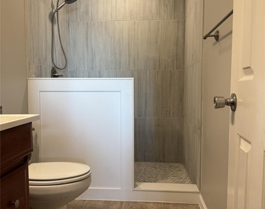 18701 Nautical Drive - Photo Thumbnail 8
