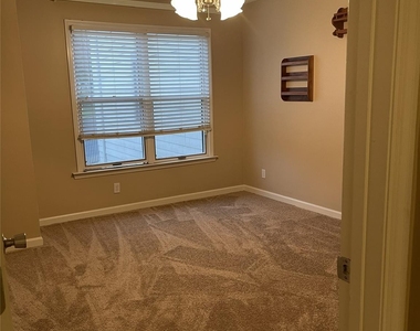 18701 Nautical Drive - Photo Thumbnail 10