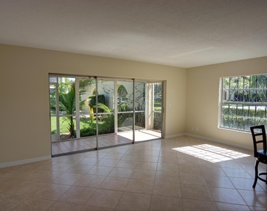342 Southwind Drive - Photo Thumbnail 3