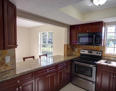 342 Southwind Drive - Photo Thumbnail 4