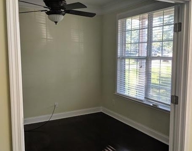 10832 Clark Street - Photo Thumbnail 5