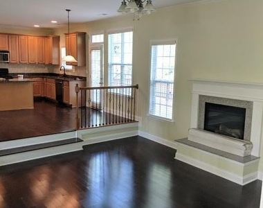 10832 Clark Street - Photo Thumbnail 3
