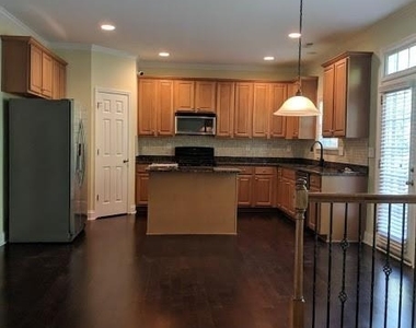 10832 Clark Street - Photo Thumbnail 2