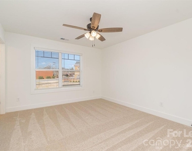195 Vee Avenue Sw - Photo Thumbnail 8