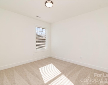 195 Vee Avenue Sw - Photo Thumbnail 16