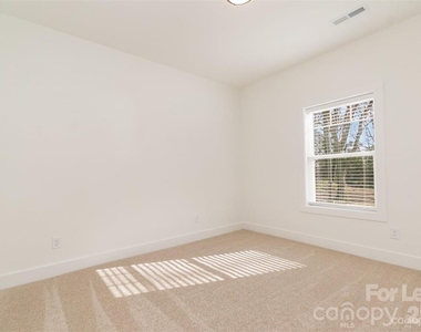 195 Vee Avenue Sw - Photo Thumbnail 14