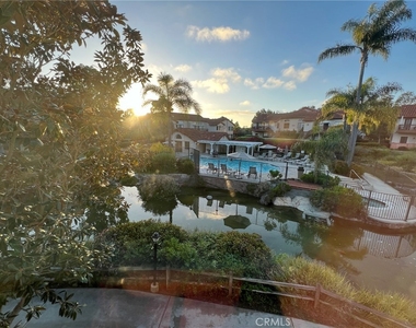 4005 Carmel View Road - Photo Thumbnail 8