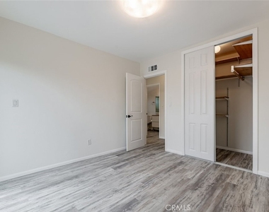 19834 Haynes Street - Photo Thumbnail 27