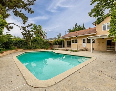 19834 Haynes Street - Photo Thumbnail 31