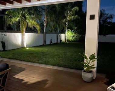 9150 Zelzah Avenue - Photo Thumbnail 9