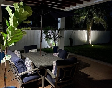 9150 Zelzah Avenue - Photo Thumbnail 8