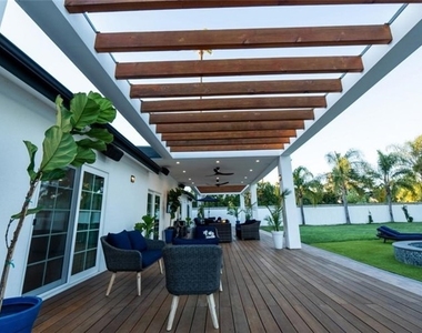9150 Zelzah Avenue - Photo Thumbnail 35