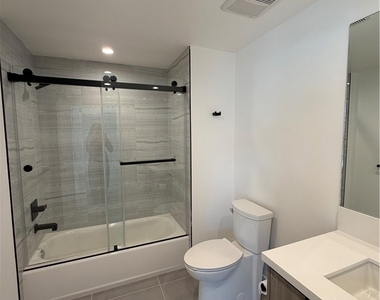 1123 S Shenandoah - Photo Thumbnail 5