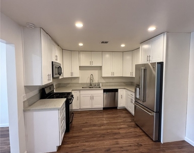 13612 Carfax - Photo Thumbnail 1