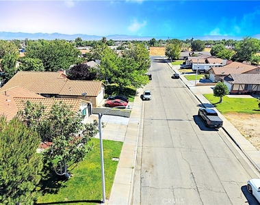 45446 17th East Street - Photo Thumbnail 18