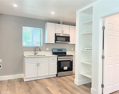 45446 17th East Street - Photo Thumbnail 11