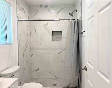 45446 17th East Street - Photo Thumbnail 5