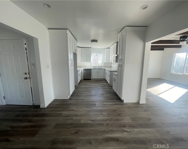 632 Manchester Terrace - Photo Thumbnail 1