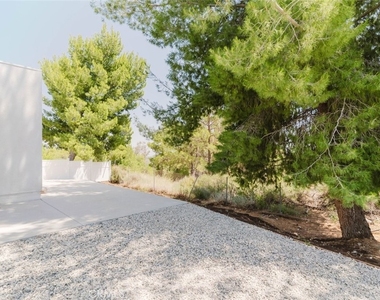 17846 Rinaldi Street - Photo Thumbnail 26