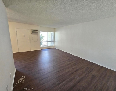 123 W Lomita Avenue - Photo Thumbnail 3