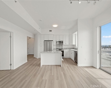 488 E Ocean Boulevard - Photo Thumbnail 14