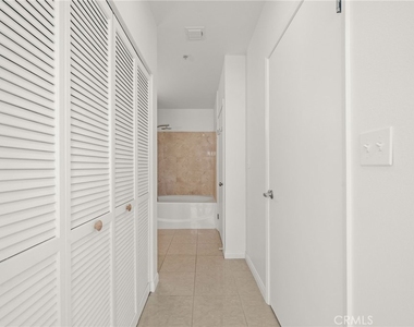 488 E Ocean Boulevard - Photo Thumbnail 20
