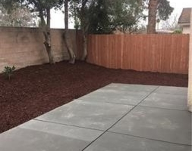 936 Burton Street - Photo Thumbnail 4