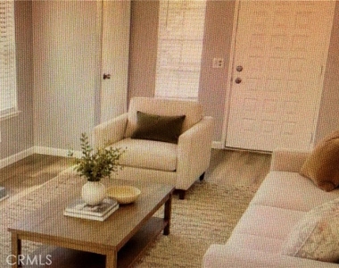 936 Burton Street - Photo Thumbnail 3