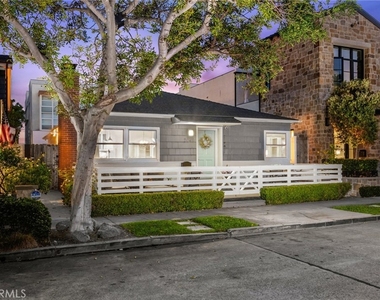 2049 E Ocean Boulevard - Photo Thumbnail 18