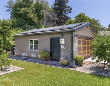978 N 3rd Street - Photo Thumbnail 11