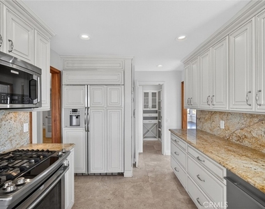 32201 Sea Island Drive - Photo Thumbnail 43