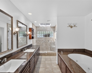 32201 Sea Island Drive - Photo Thumbnail 49