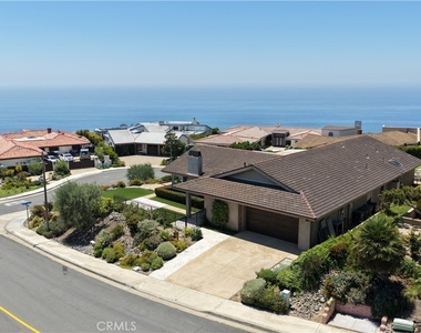 32201 Sea Island Drive - Photo Thumbnail 1