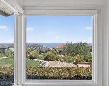 32201 Sea Island Drive - Photo Thumbnail 11