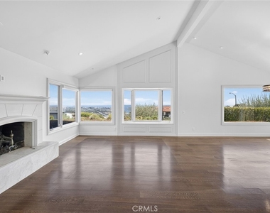 32201 Sea Island Drive - Photo Thumbnail 8