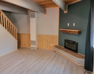 221 Imperial - Photo Thumbnail 2