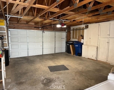 25671 Lawton Avenue - Photo Thumbnail 13